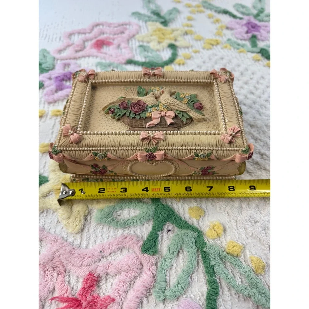 N/A vintage style